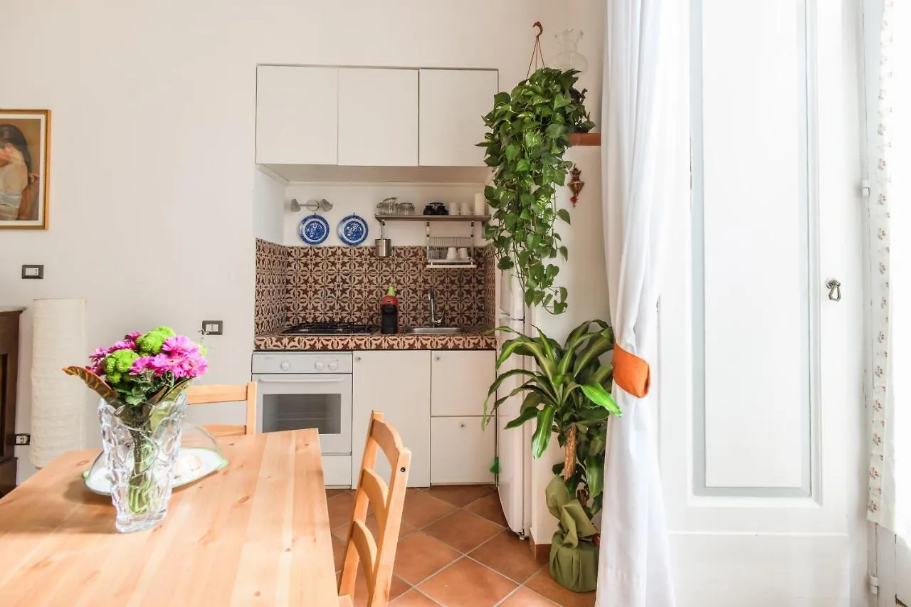 Villa Residenza Reale Napoli 0*,  Italia